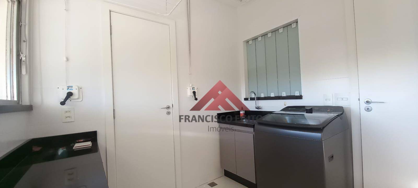 Apartamento à venda com 3 quartos, 230m² - Foto 18