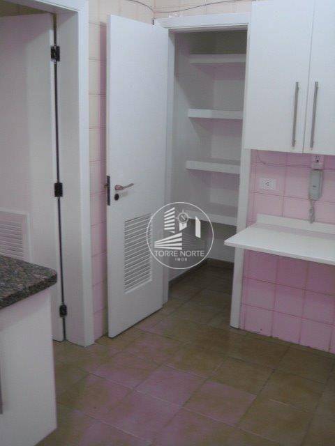 Apartamento à venda com 4 quartos, 208m² - Foto 39