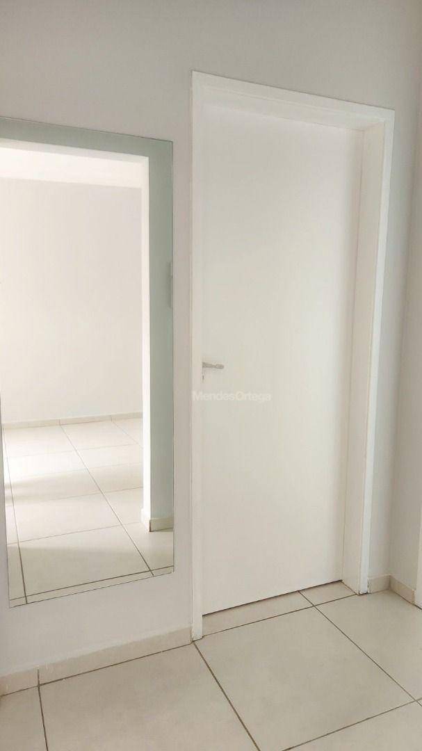 Apartamento à venda com 2 quartos, 70m² - Foto 19