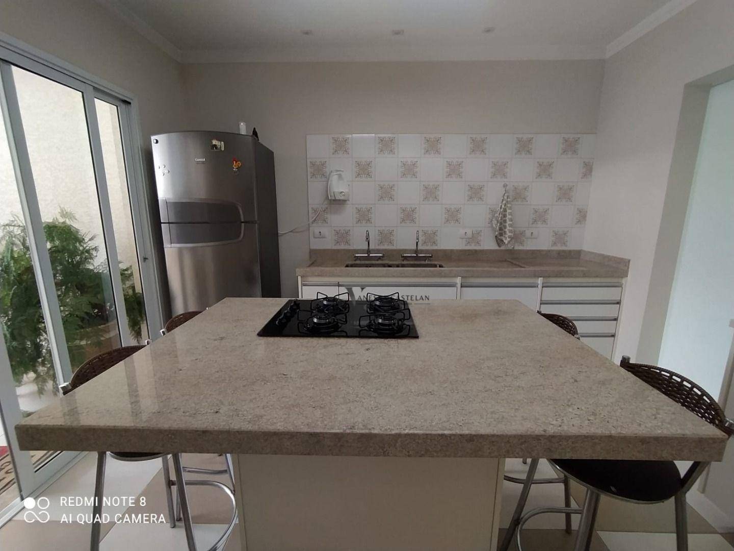 Casa à venda com 3 quartos, 168m² - Foto 4