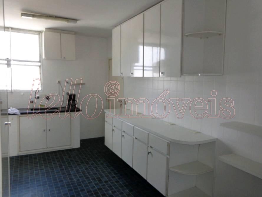 Apartamento para alugar com 3 quartos, 118m² - Foto 11