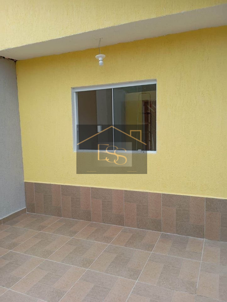 Casa à venda com 2 quartos, 80m² - Foto 1