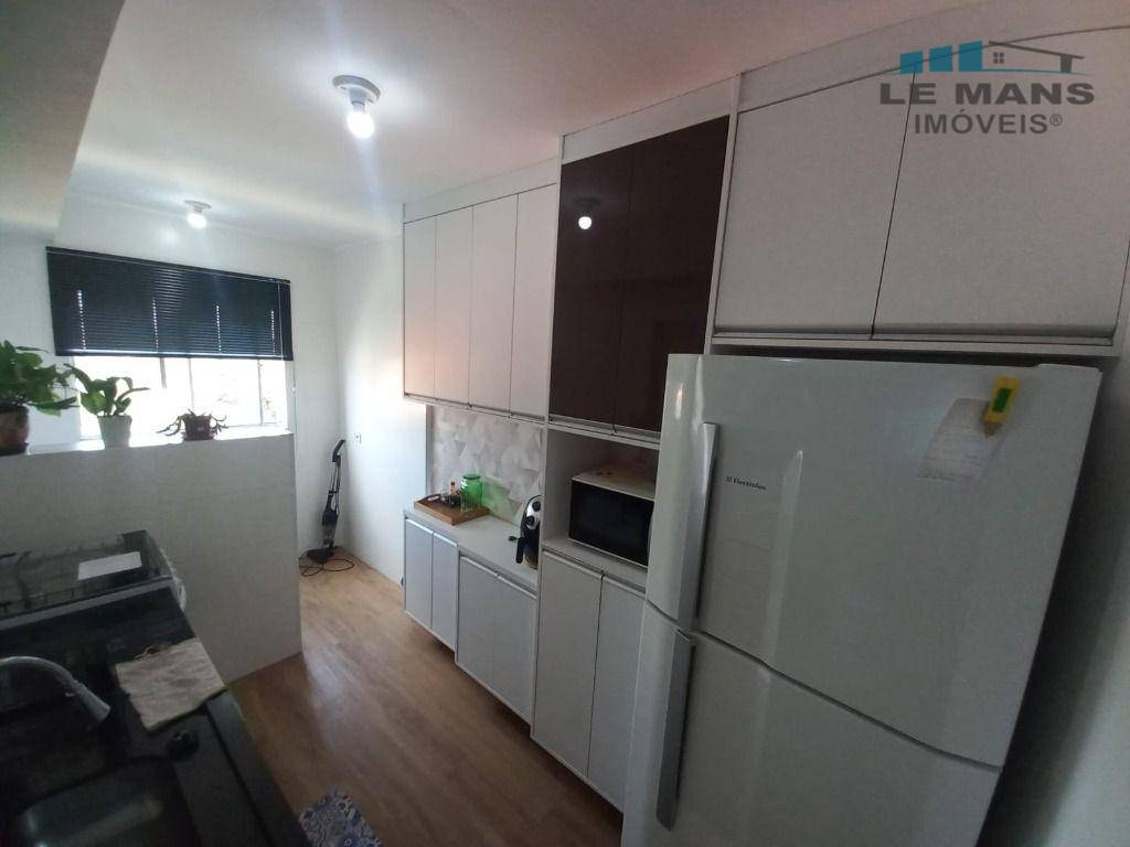 Apartamento à venda com 2 quartos, 56m² - Foto 3