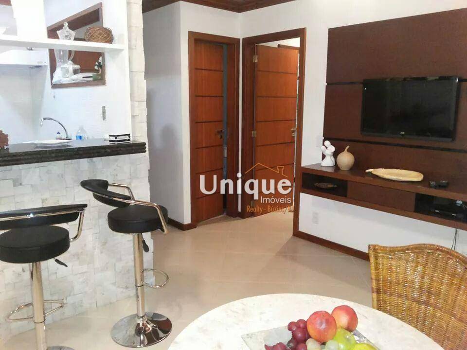 Casa à venda com 6 quartos, 350m² - Foto 3