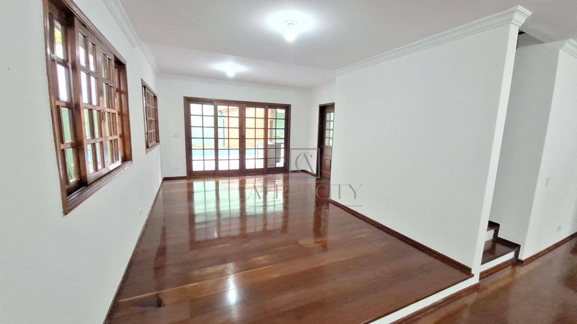 Casa de Condomínio para alugar com 2 quartos, 237m² - Foto 3