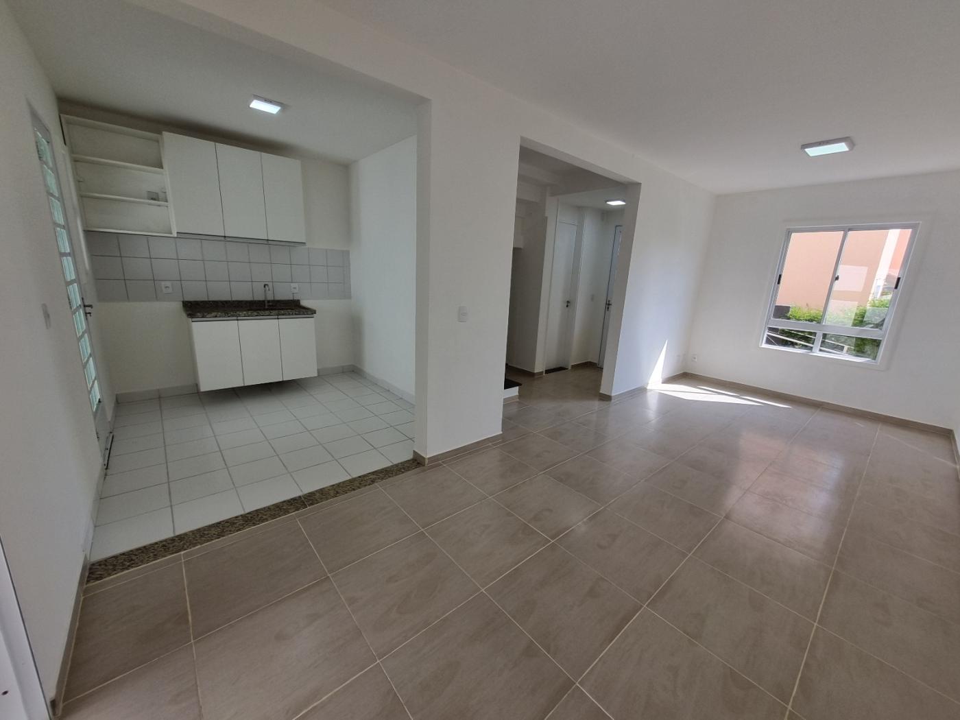 Casa à venda com 3 quartos, 72m² - Foto 13