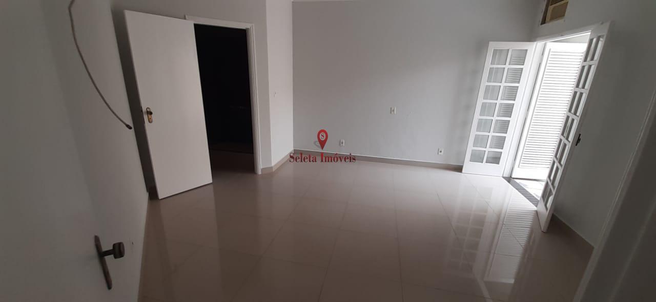 Casa para alugar com 3 quartos, 184m² - Foto 10