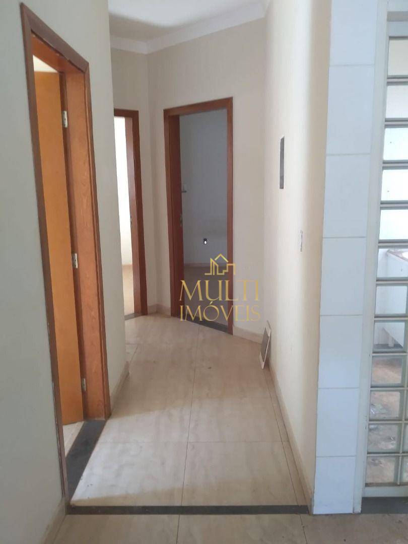 Casa à venda com 3 quartos, 100m² - Foto 13