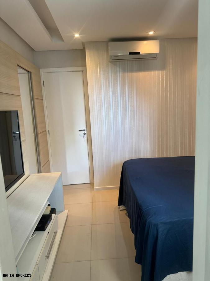 Apartamento para alugar com 3 quartos, 102m² - Foto 12