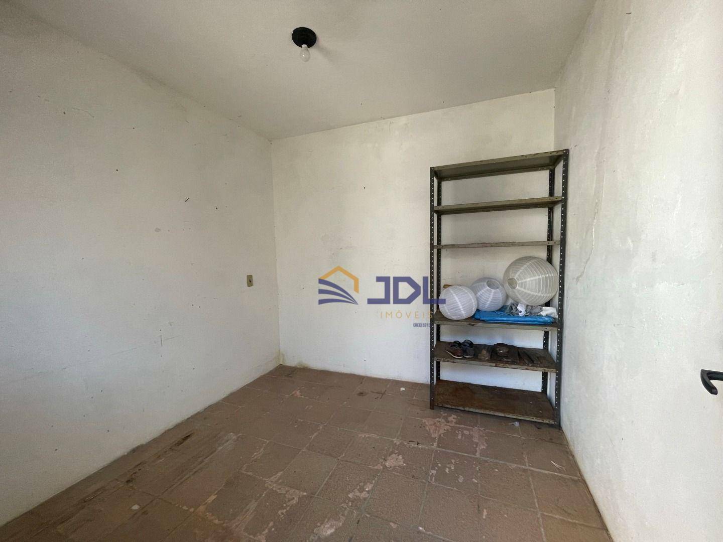 Casa à venda com 4 quartos, 160m² - Foto 35