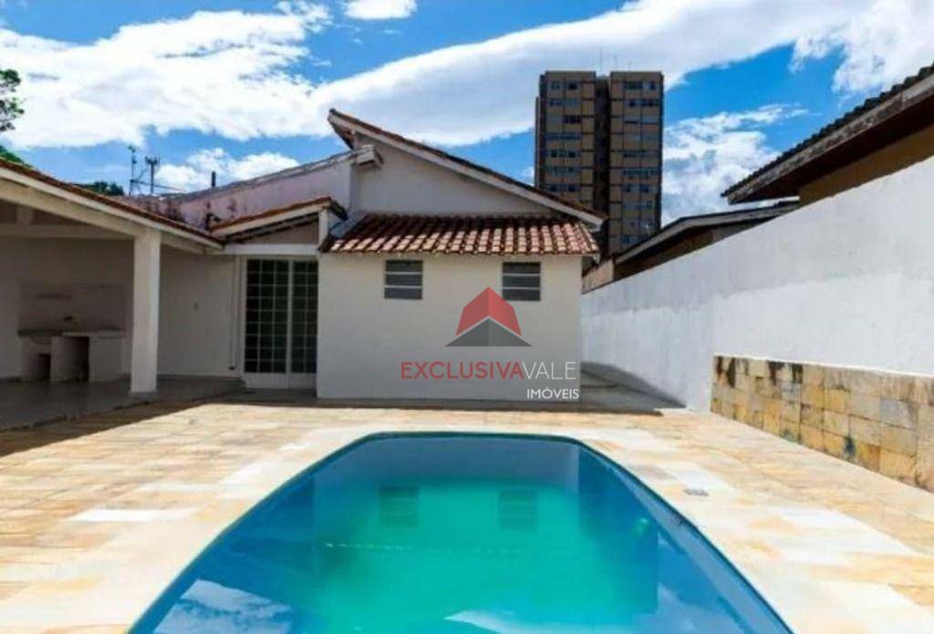 Casa à venda com 3 quartos, 300m² - Foto 11