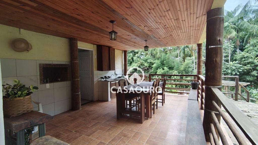 Casa de Condomínio à venda com 4 quartos, 250m² - Foto 29