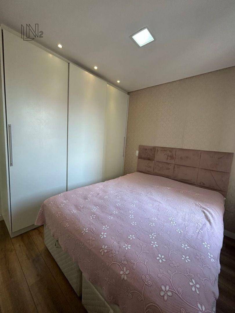 Apartamento para alugar com 2 quartos, 70m² - Foto 17