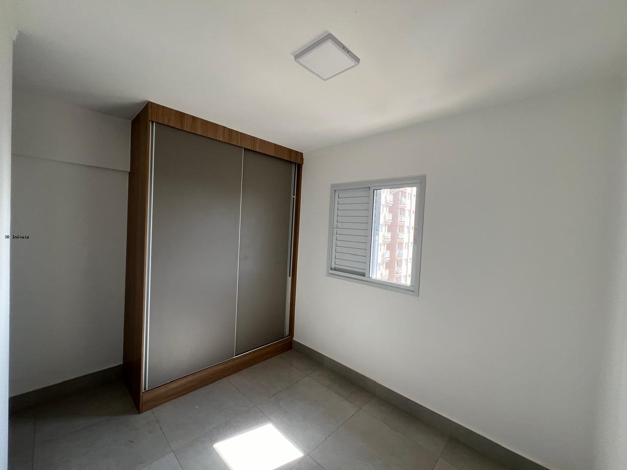 Apartamento para alugar com 2 quartos, 70m² - Foto 2