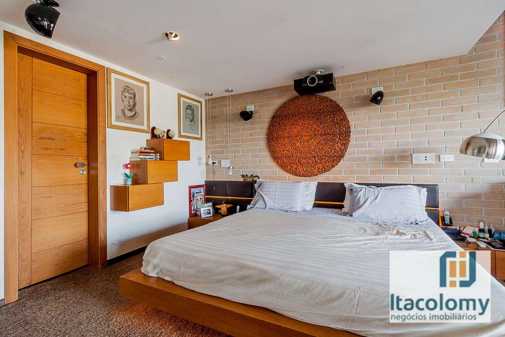 Casa de Condomínio à venda com 7 quartos, 1600m² - Foto 52