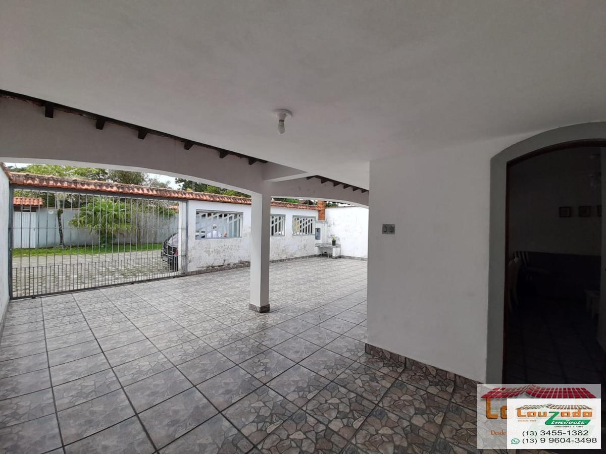 Casa à venda com 3 quartos, 260m² - Foto 2