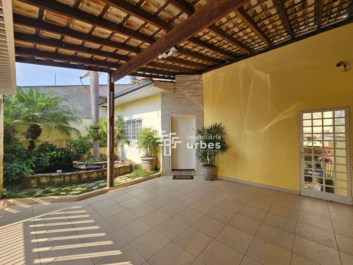 Casa à venda com 3 quartos, 230m² - Foto 8