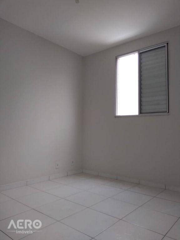 Apartamento para alugar com 2 quartos, 48m² - Foto 13