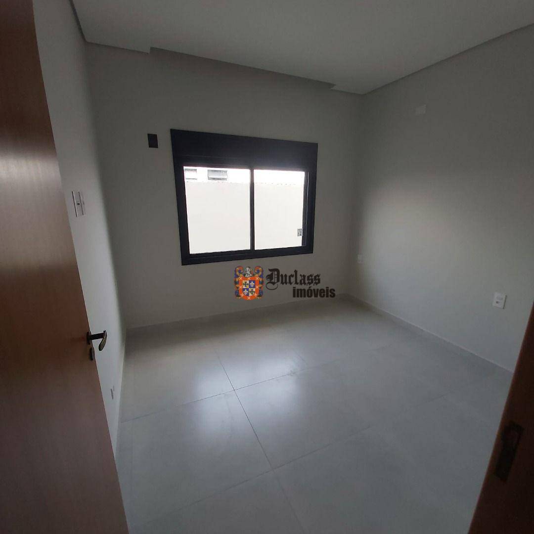 Casa à venda com 3 quartos, 165m² - Foto 8