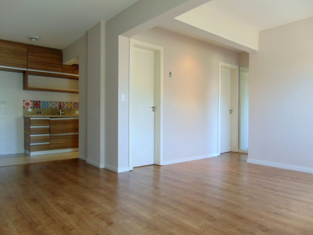 Apartamento à venda com 2 quartos, 69m² - Foto 2