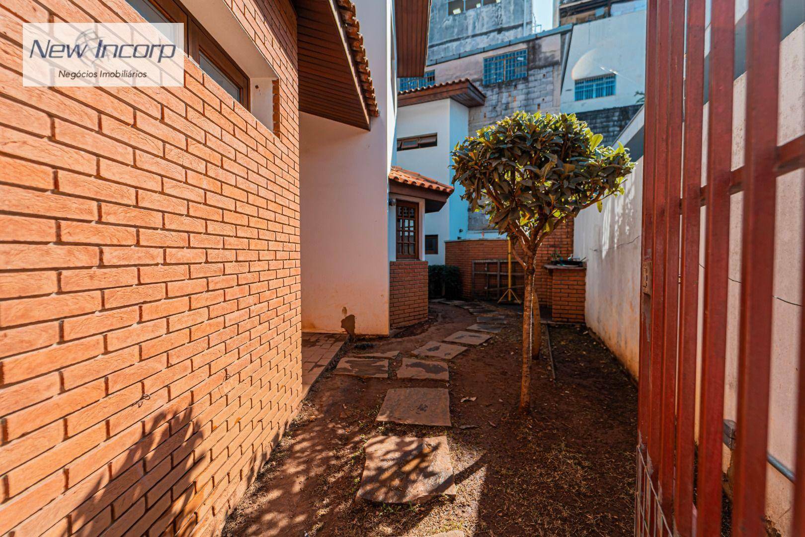 Sobrado à venda com 4 quartos, 395m² - Foto 53