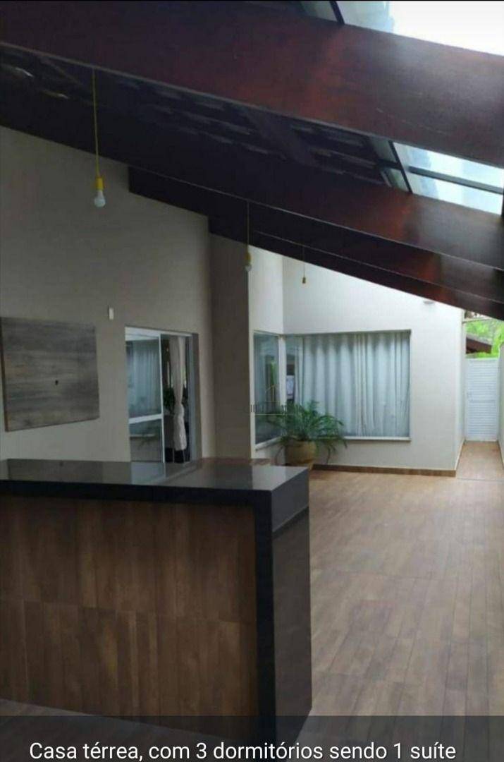 Casa de Condomínio à venda com 3 quartos, 170m² - Foto 1