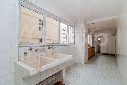 Apartamento para alugar com 4 quartos, 340m² - Foto 23