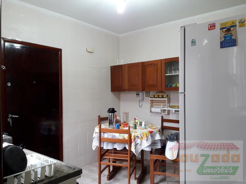 Apartamento à venda com 2 quartos, 90m² - Foto 11