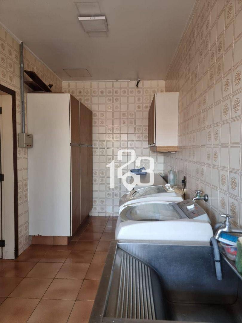 Casa à venda com 3 quartos, 600M2 - Foto 8