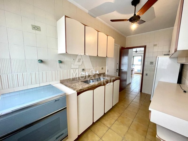 Apartamento à venda com 3 quartos, 95m² - Foto 17