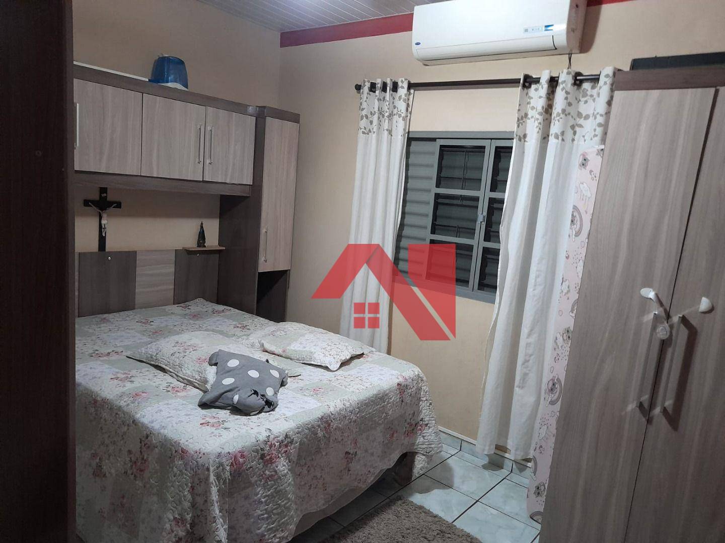 Casa à venda com 2 quartos, 190m² - Foto 10