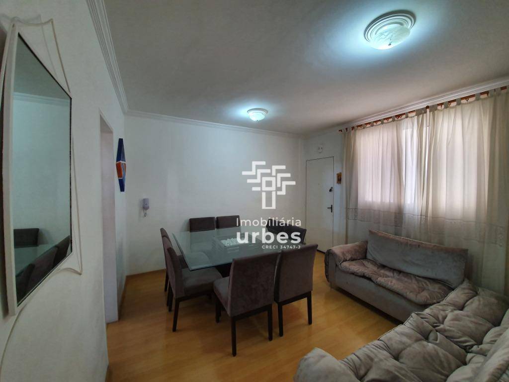 Apartamento à venda com 3 quartos, 70m² - Foto 2