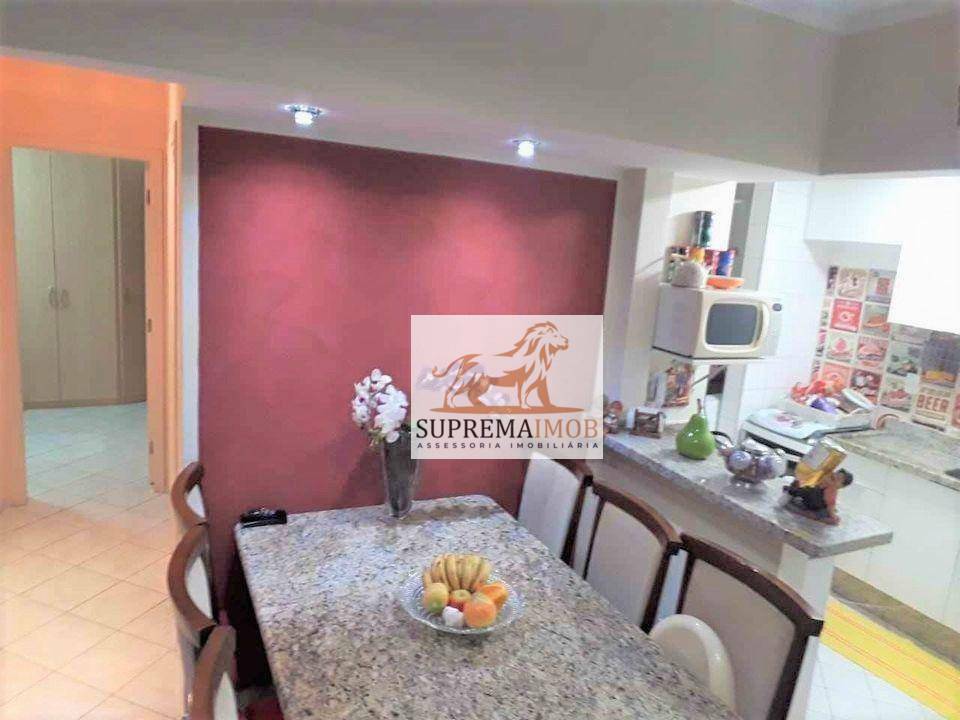 Apartamento à venda com 3 quartos, 70m² - Foto 4