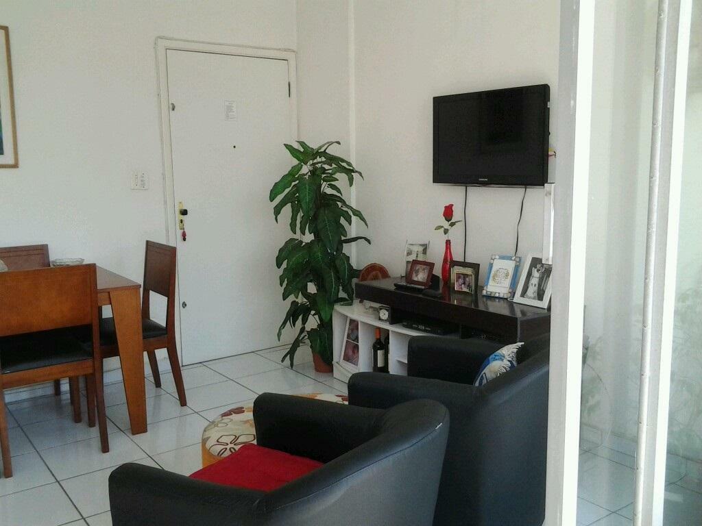 Apartamento à venda com 2 quartos, 85m² - Foto 34