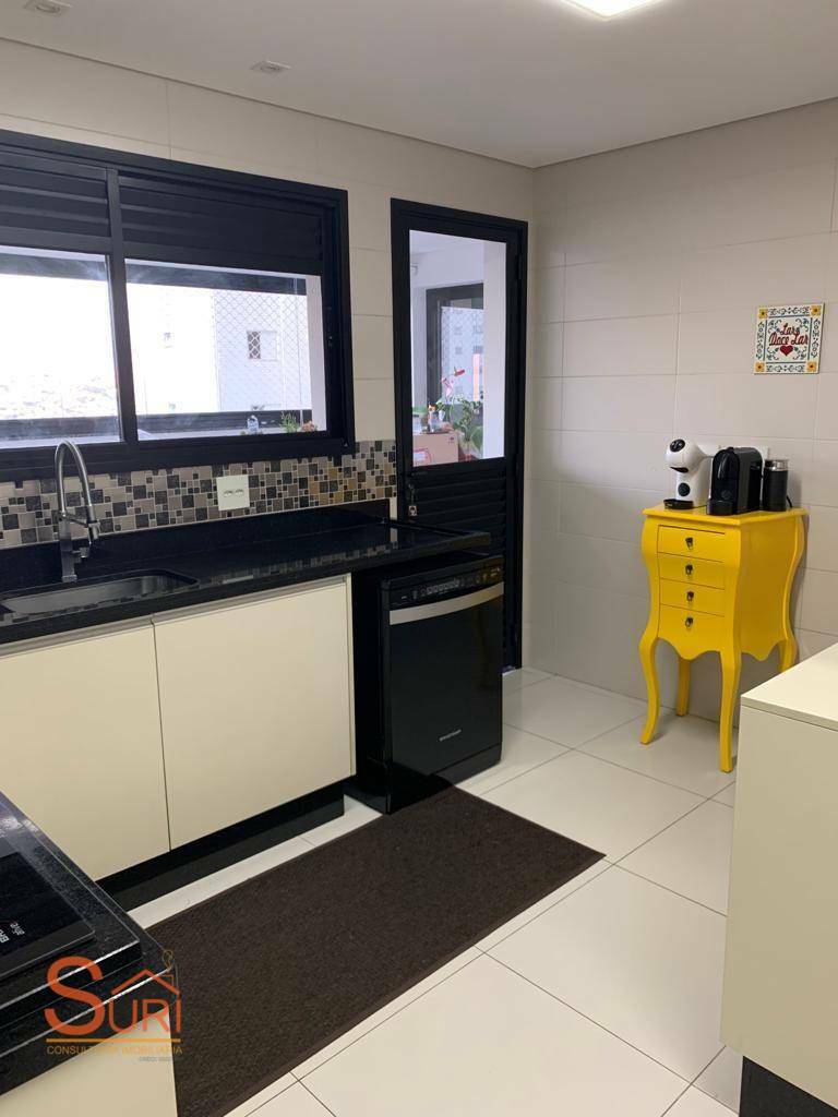 Apartamento à venda com 3 quartos, 200m² - Foto 37