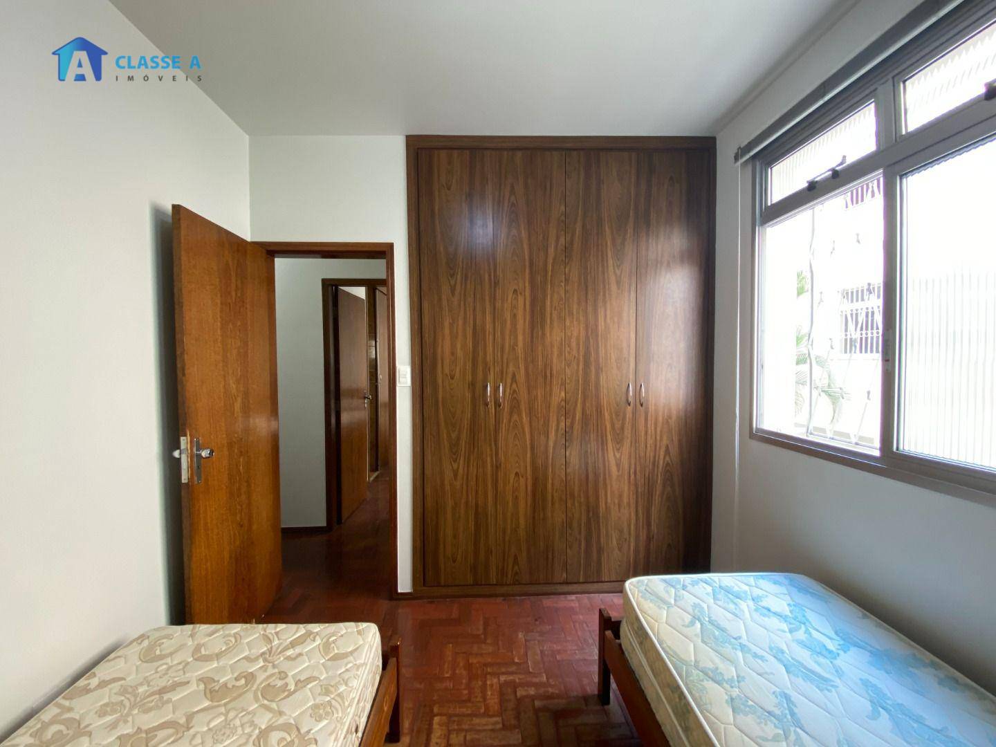 Apartamento para alugar com 3 quartos, 133m² - Foto 17