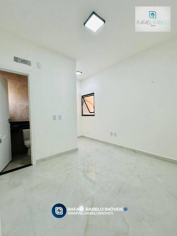 Casa à venda com 4 quartos, 134m² - Foto 11