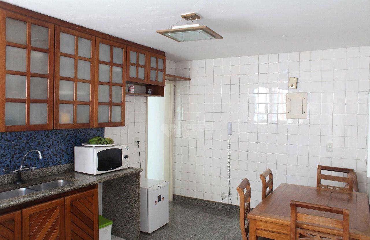 Apartamento à venda com 3 quartos, 172m² - Foto 8