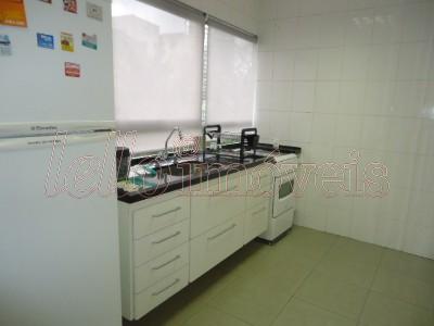 Apartamento para alugar com 3 quartos, 130m² - Foto 17