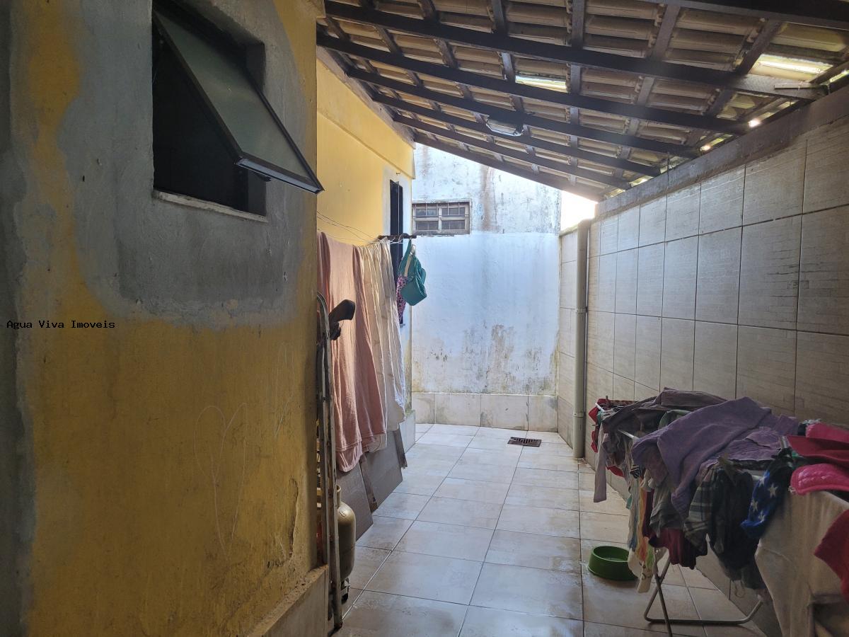 Casa à venda com 2 quartos, 100m² - Foto 11