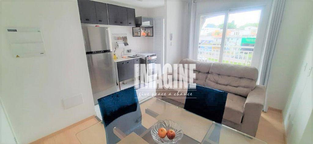 Apartamento à venda com 2 quartos, 44m² - Foto 2