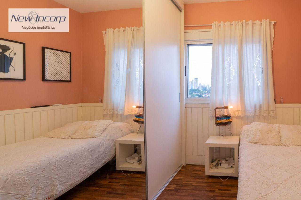 Apartamento à venda com 7 quartos, 238m² - Foto 21