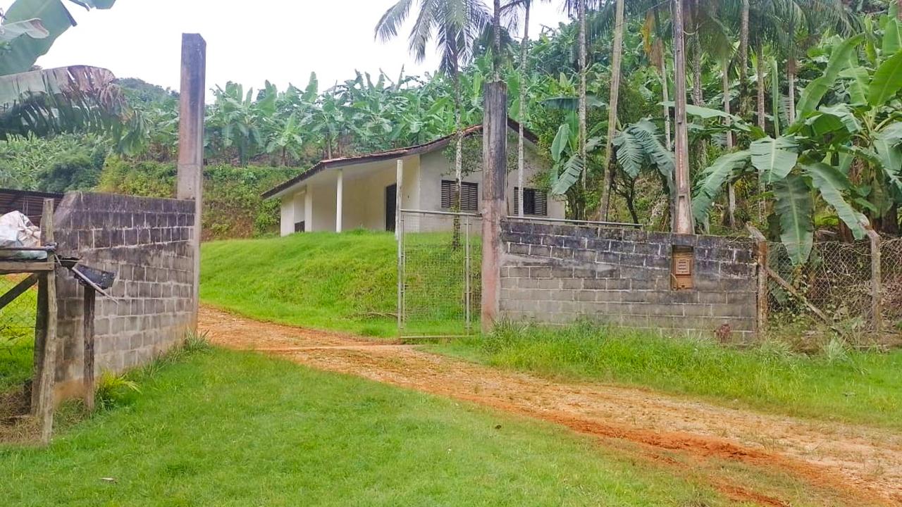 Sítio à venda com 2 quartos, 8m² - Foto 1