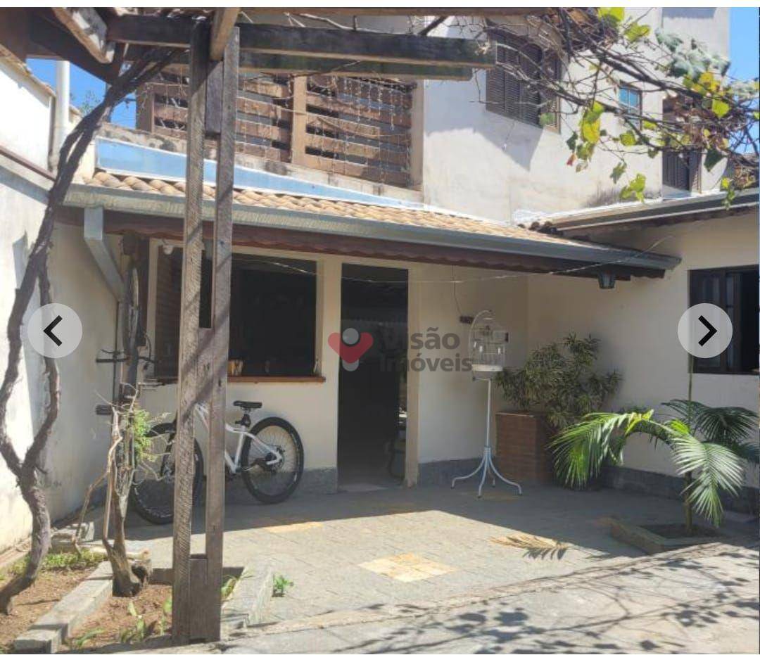 Sobrado, 3 quartos, 230 m² - Foto 1