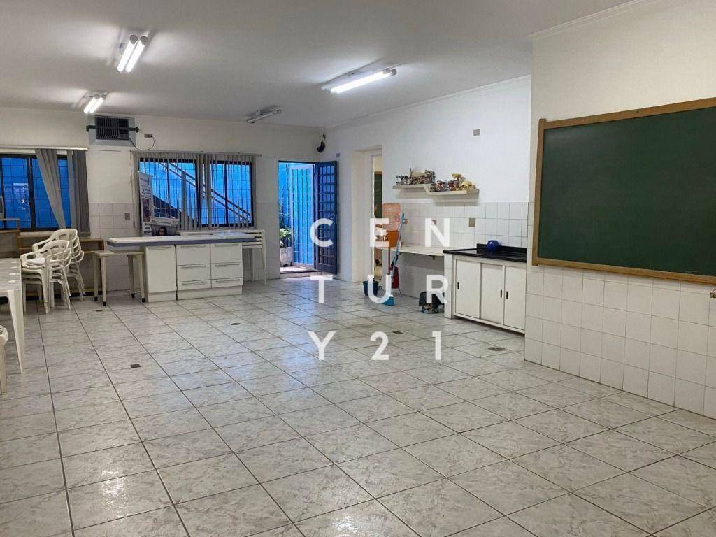 Casa para alugar, 700m² - Foto 18