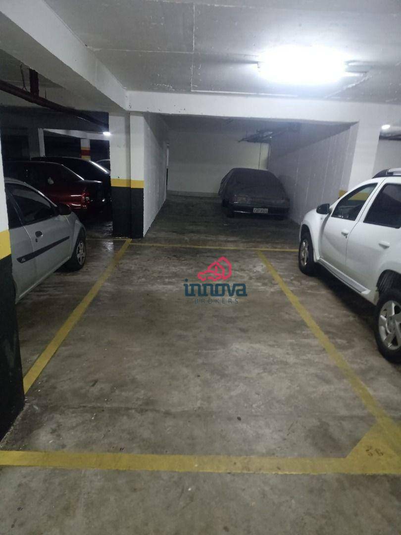 Apartamento à venda com 2 quartos, 67m² - Foto 5