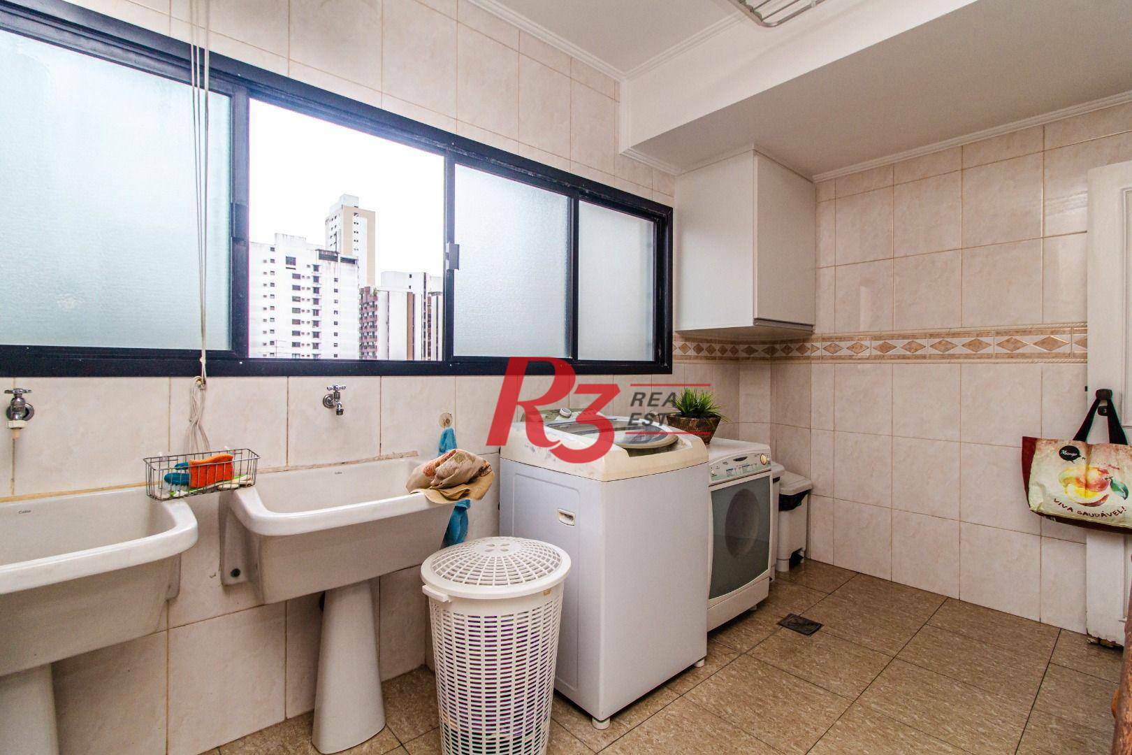 Apartamento à venda com 4 quartos, 202m² - Foto 25