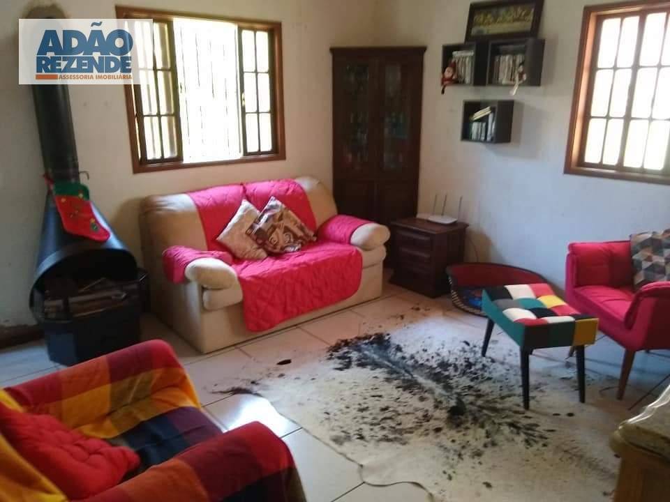 Casa de Condomínio à venda com 3 quartos, 150m² - Foto 2