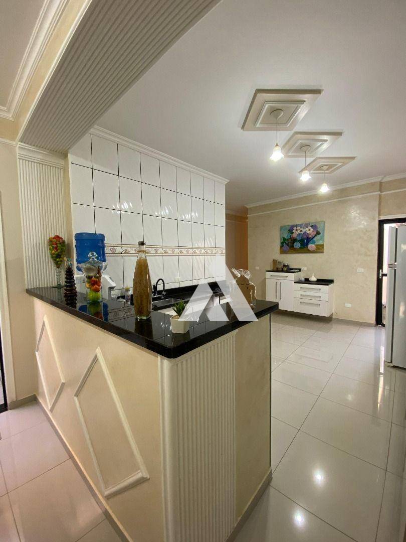 Casa à venda com 4 quartos, 210m² - Foto 25