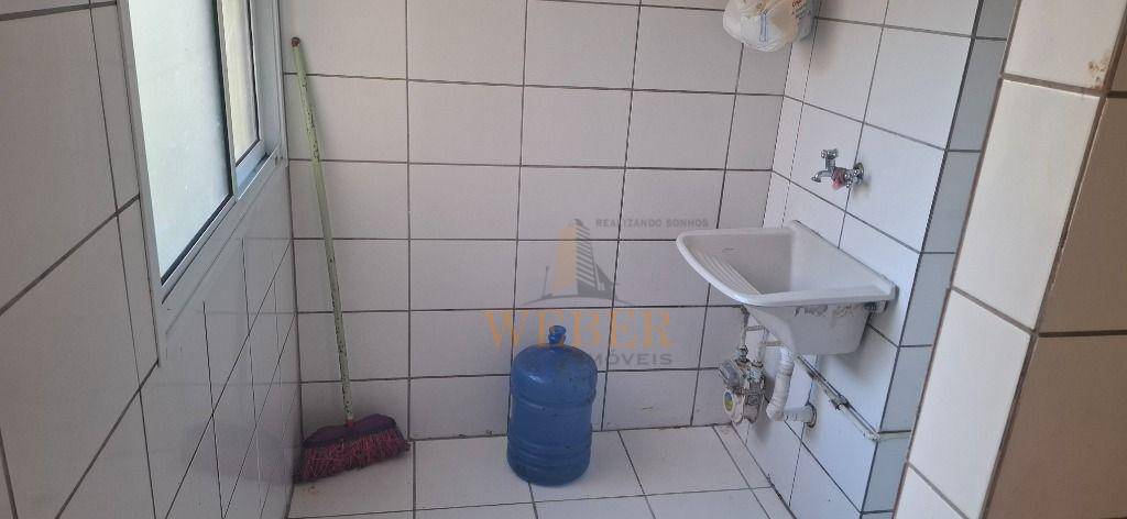 Apartamento à venda com 2 quartos, 49m² - Foto 13